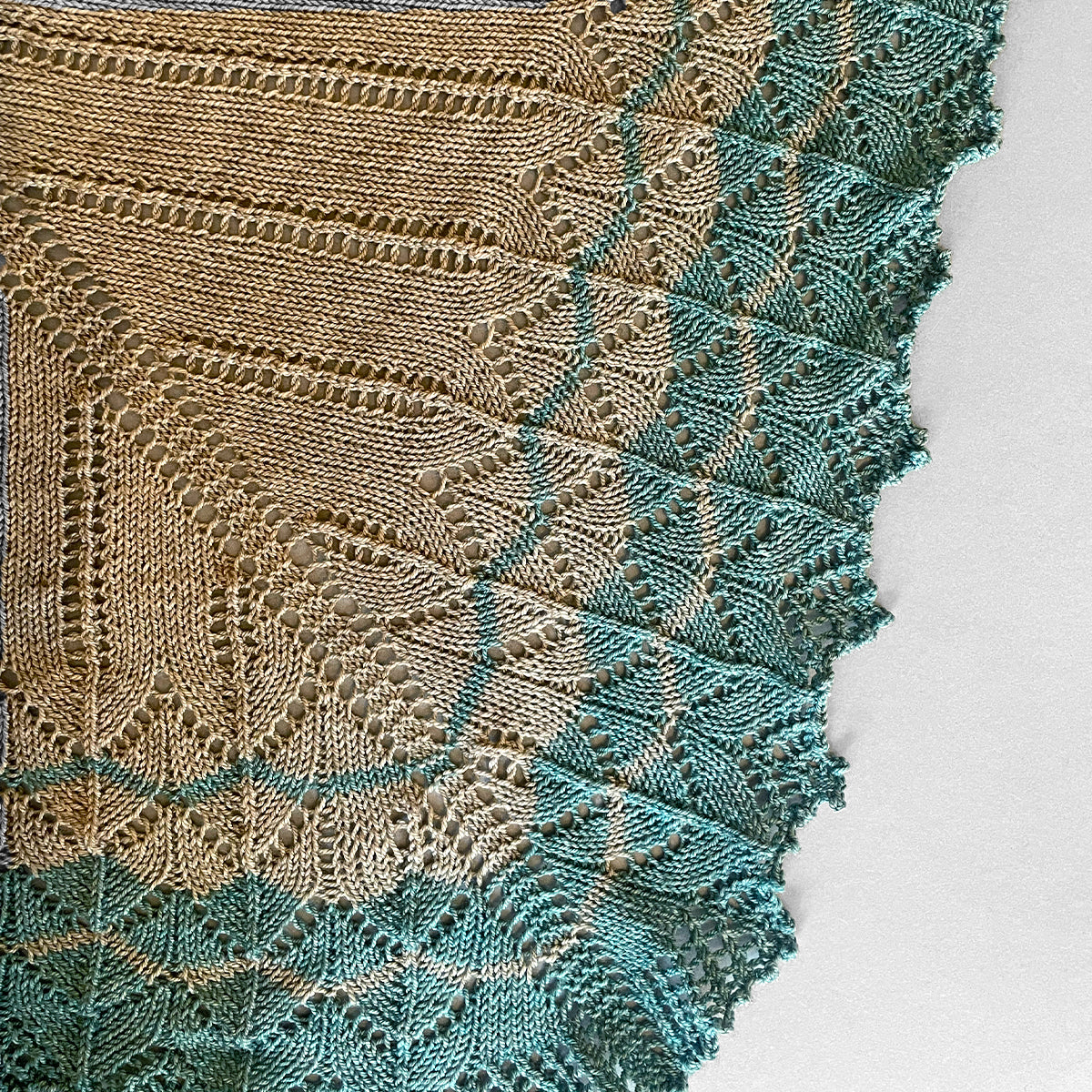 Naloa Shawl