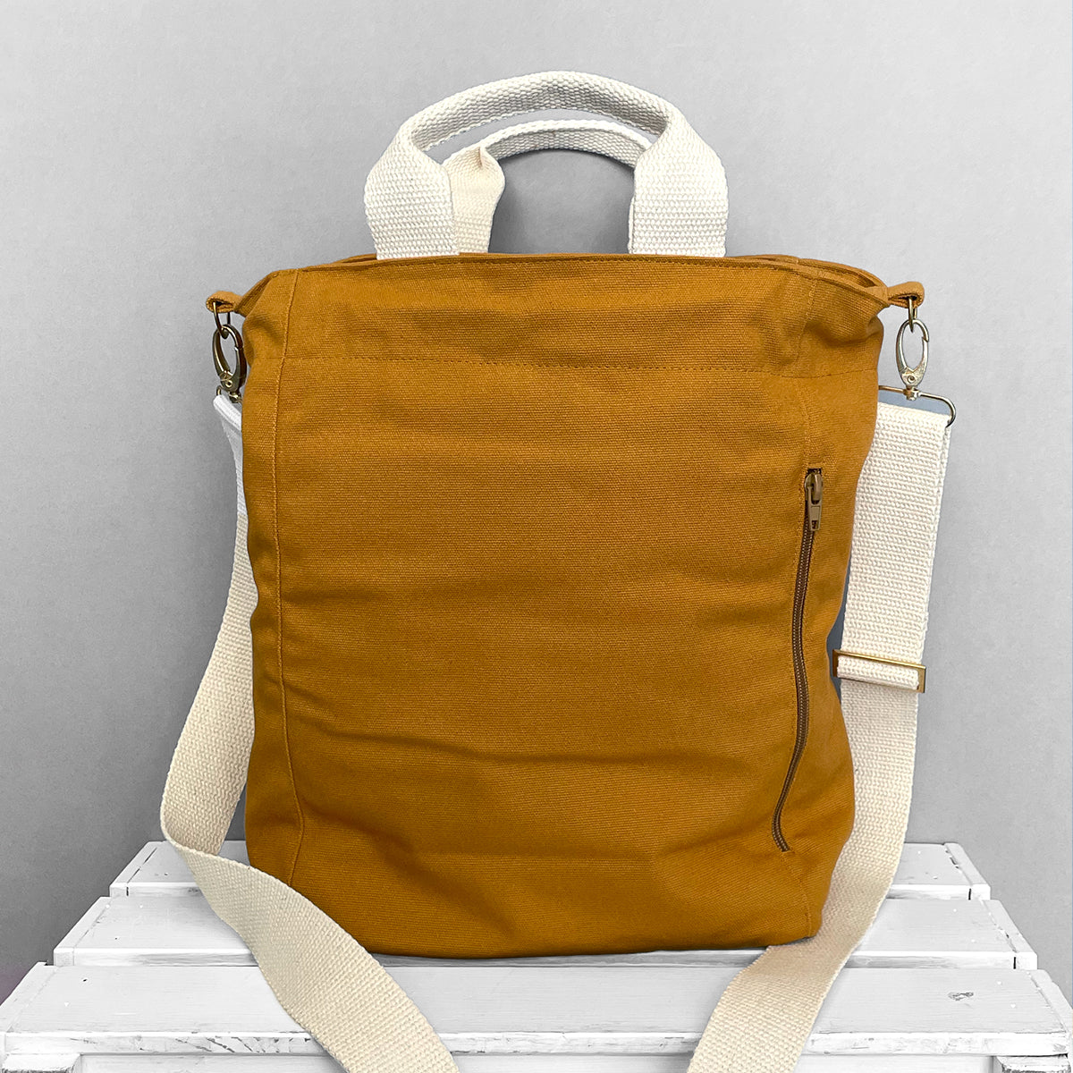 KWA Crossbody