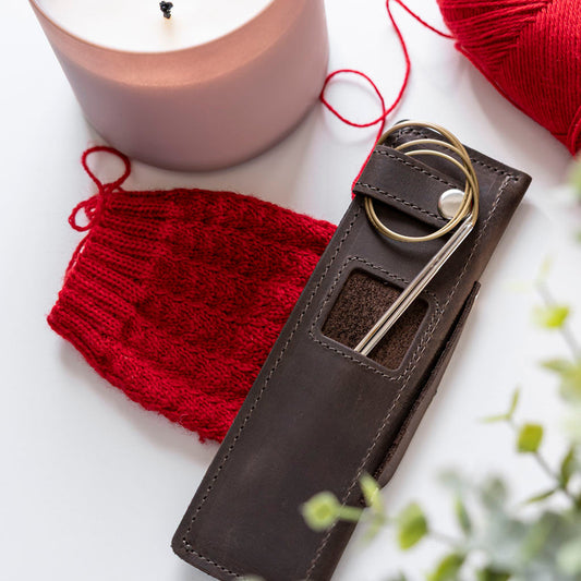 Needle Cozy